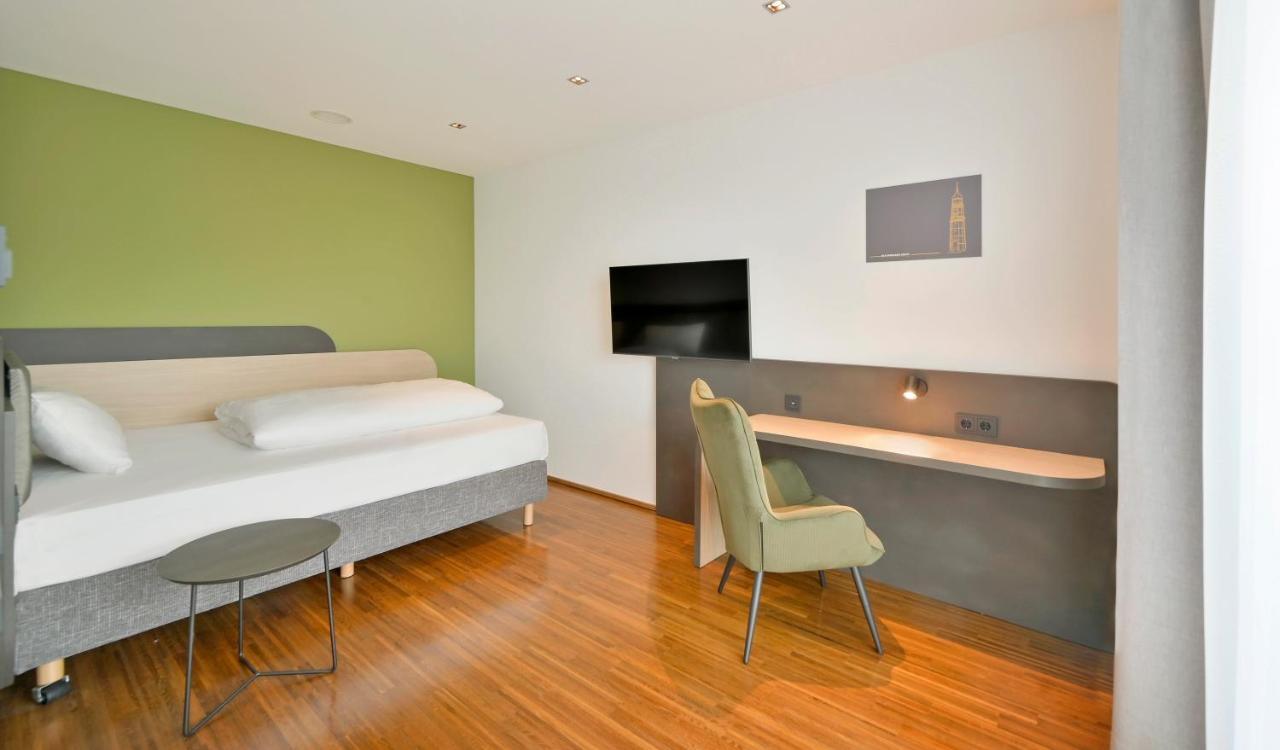 Best Western Plus Hotel พาเพนบวร์ก ภายนอก รูปภาพ