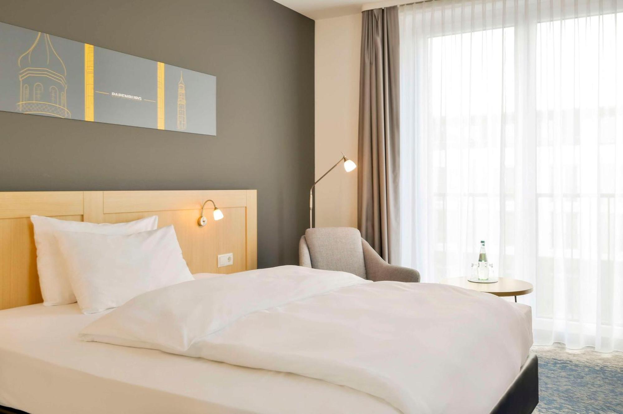 Best Western Plus Hotel พาเพนบวร์ก ภายนอก รูปภาพ