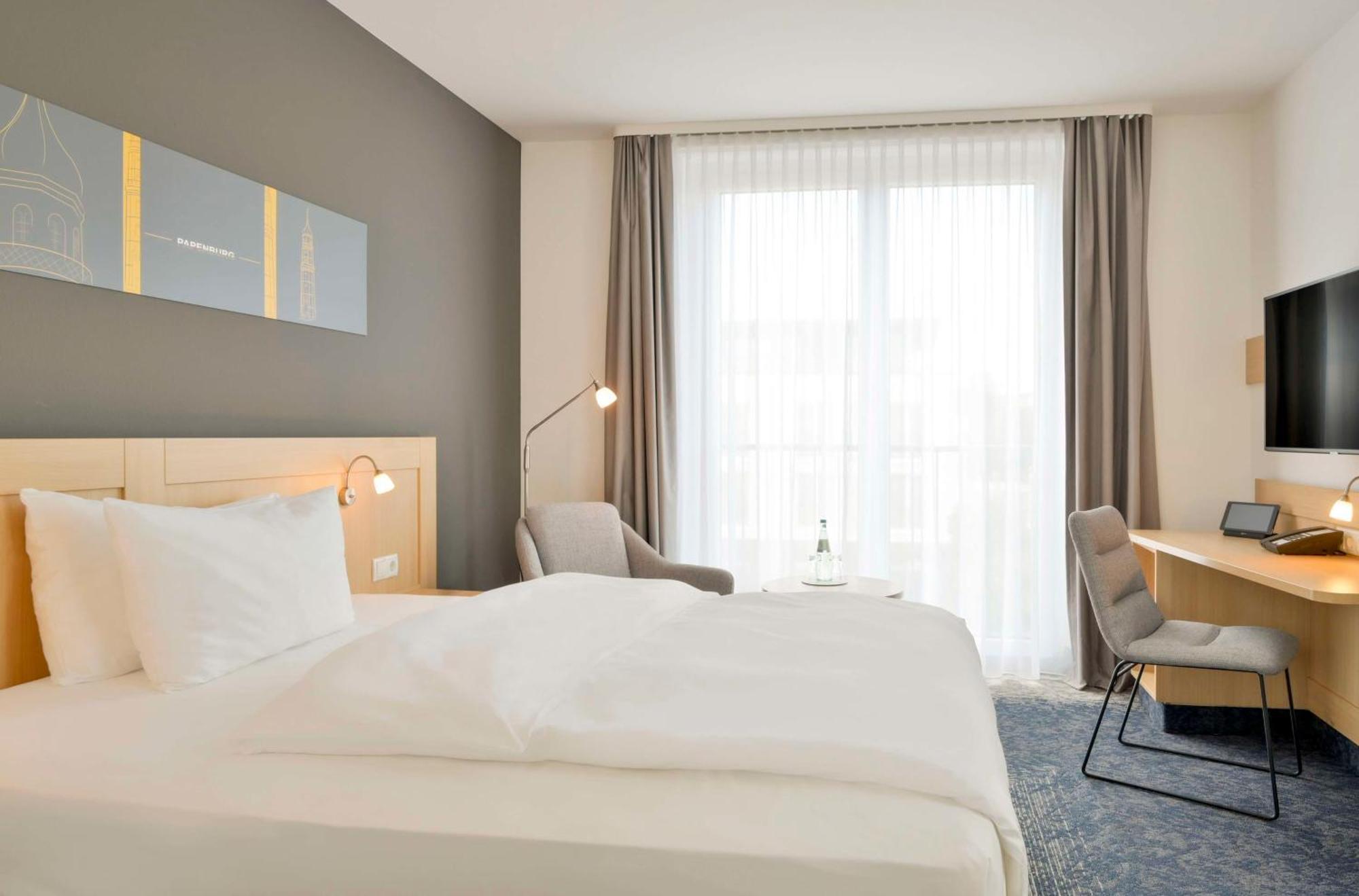 Best Western Plus Hotel พาเพนบวร์ก ภายนอก รูปภาพ
